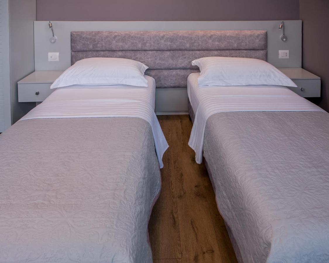 Oda Aparthotel Shkoder Ngoại thất bức ảnh